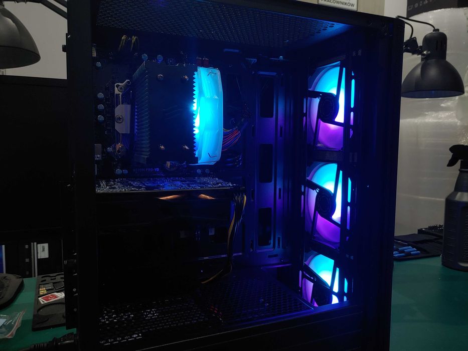GAMINGOWY | Ryzen 5 7600X | RTX 5060 8GB | 32GB DDR5 | SSD 1000GB |W11