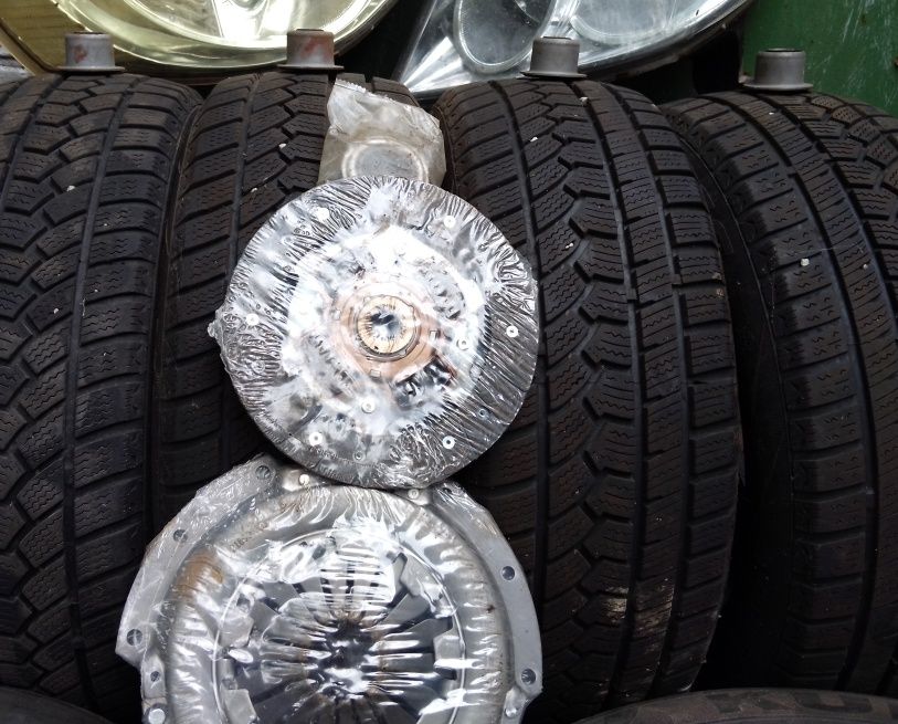 Запчастини на Geely MK