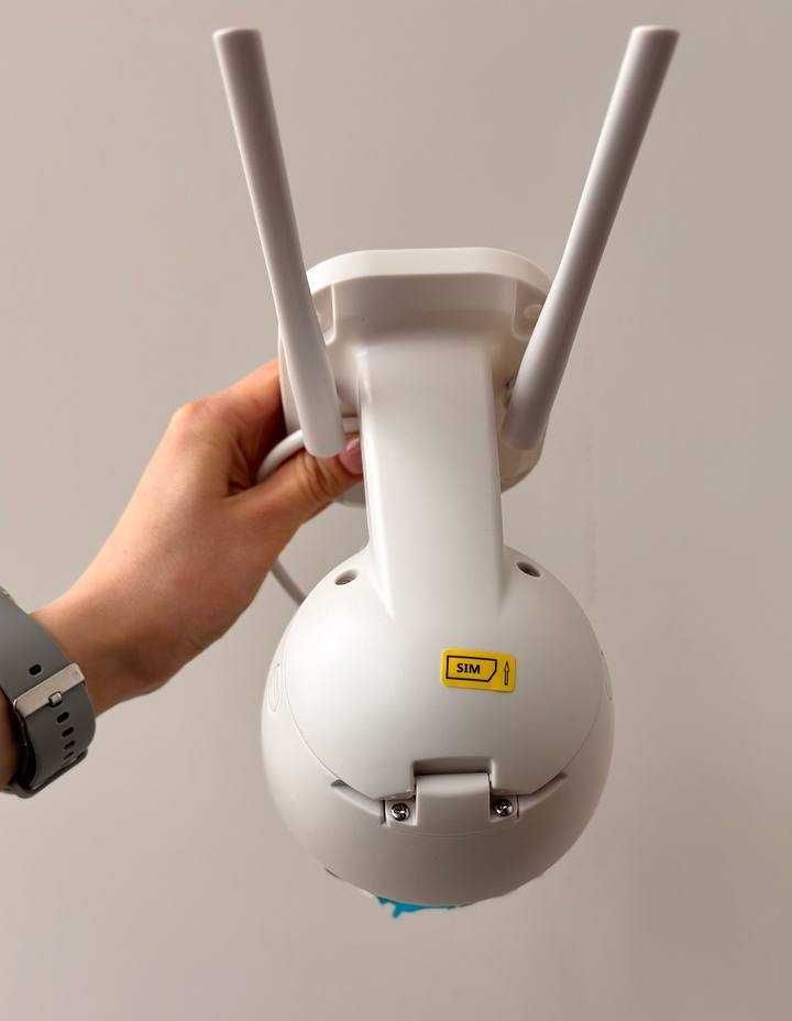 Поворотна iCsee 4G камера відеонагляду IP Wifi під сім карту зовнішня