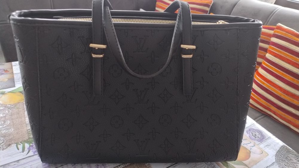 Жіноча сумка Louis Vuitton, нова, класичного стилю, чорна, 33*23*13 см