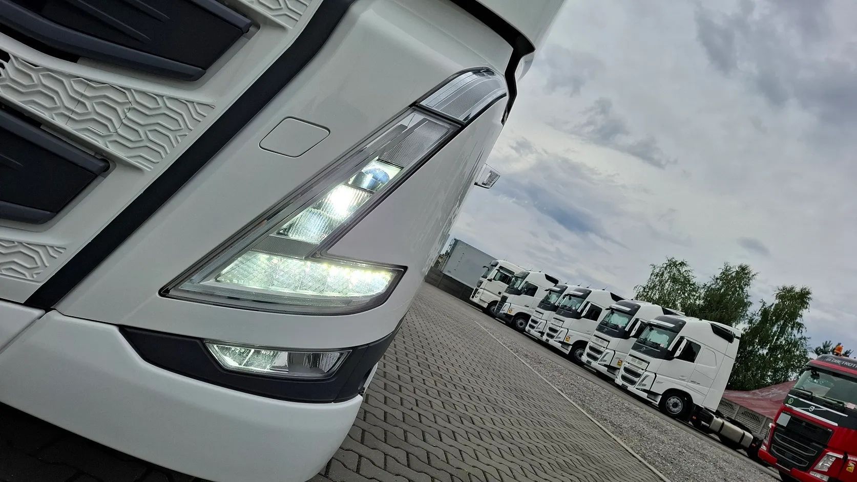 Volvo FH 460 I-SAVE / GLOB XL / LOW DECK / MEGA / I PARK COOL / FULL LED /  Polski salon / Bezwypadkowe / Możliwość finansowania EFL