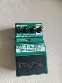 Digitech Bass Synth Wah syntezator