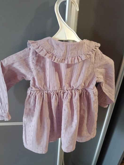 Sprzedam sukienkę niemowlęcą