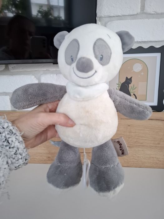 Miś z pozytywką do usypiania z melodią z Walt Disney