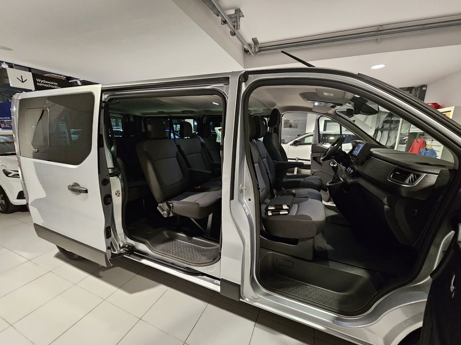 Krajowe i Międzynarodowe Przewozy Pasażerskie.