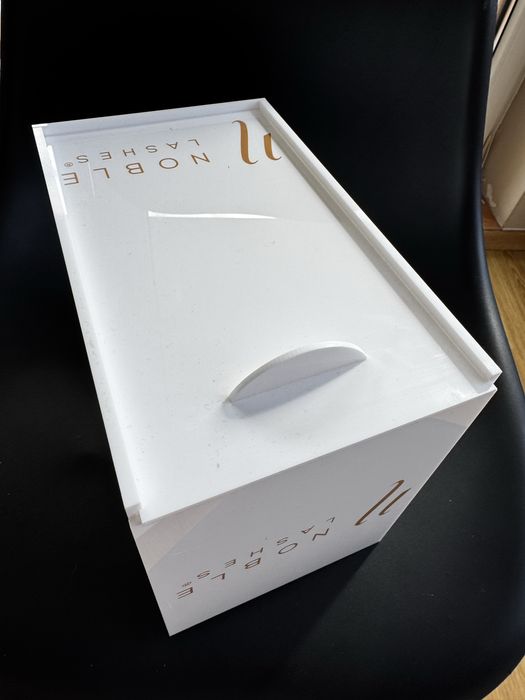 Shelf Lash Box - organizer na paski rzęs