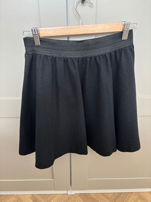 Piękna rozkloszowana spódnica