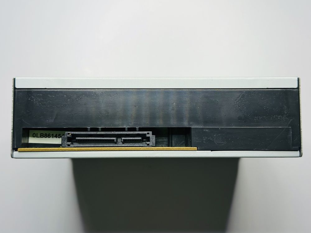 Внутрішній DVD-рекордер LG GH20NS15 із інтерфейсом SATA