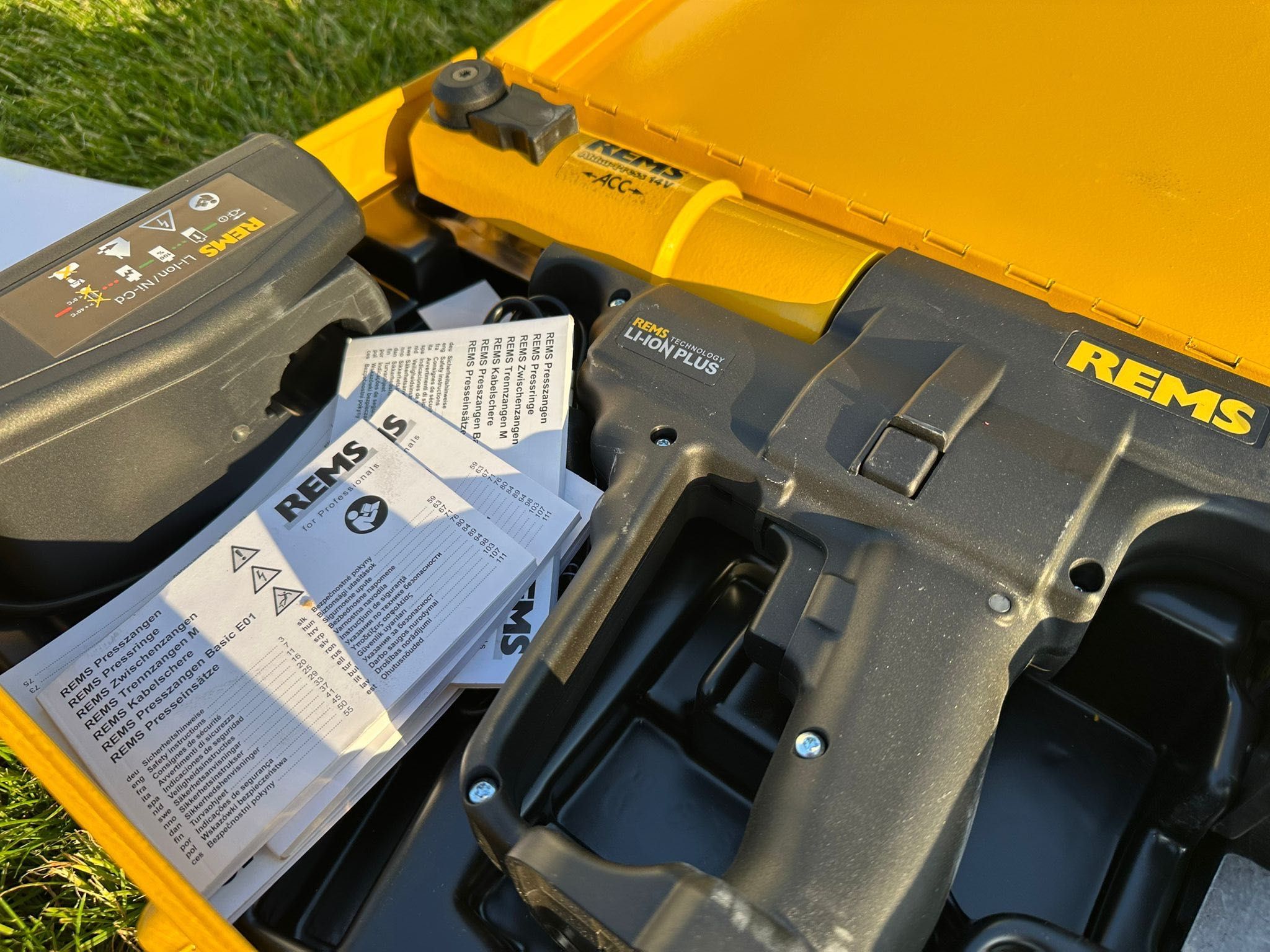 Zaciskarka REMS Akku-Press 14V ACC Basic-Pack