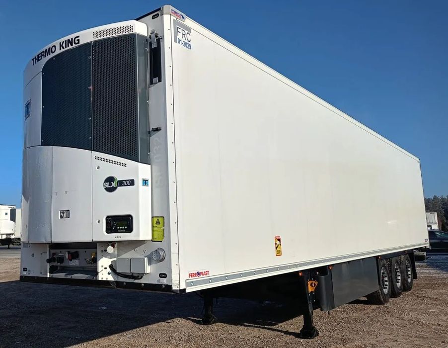 Schmitz Cargobull SKO  Schmitz FP-60, 2023 rok, ThermoKing SLXi 300, idealna
