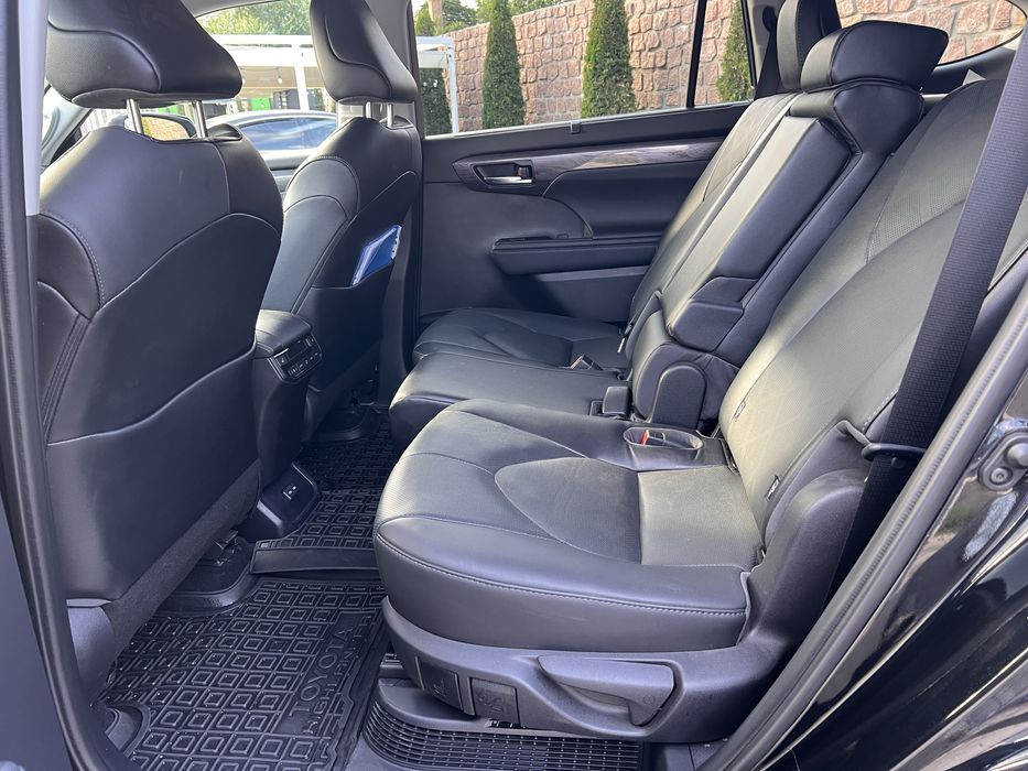 Toyota Highlander Hybrid 2021 | Офіційний |Чорний 47 пробіг. 1 власник