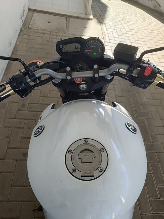 Yamaha xj6 naked nacional NEGOCIÁVEL troca/retoma