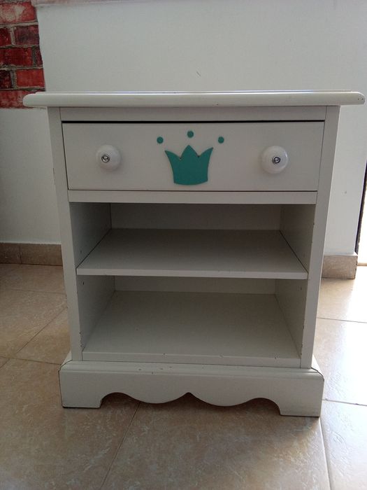 Mesa de cabeceira