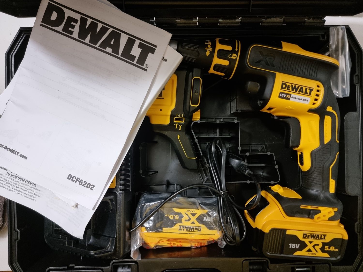 Aparafusadora Pladur DeWalt DCF620P2K