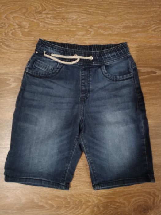 Продам джинсові  шорти на підлітка