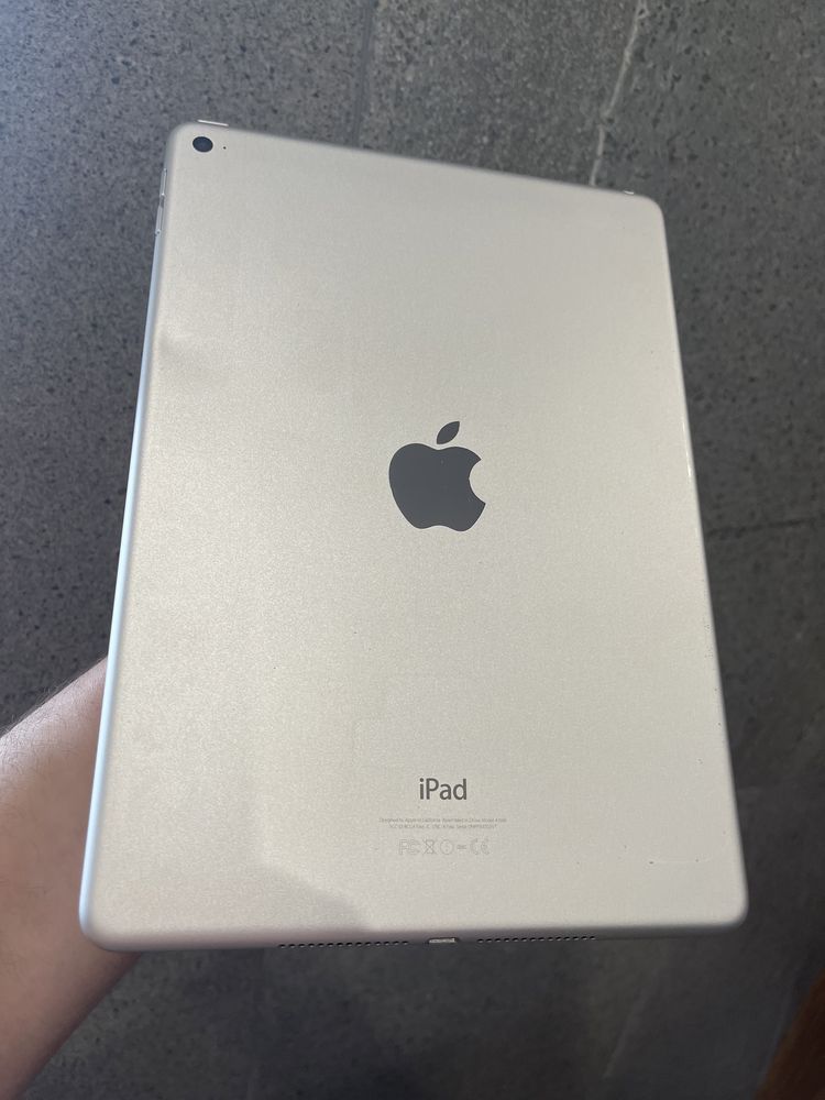 iPad Air 2 16gb Wi-Fi Silver (17)