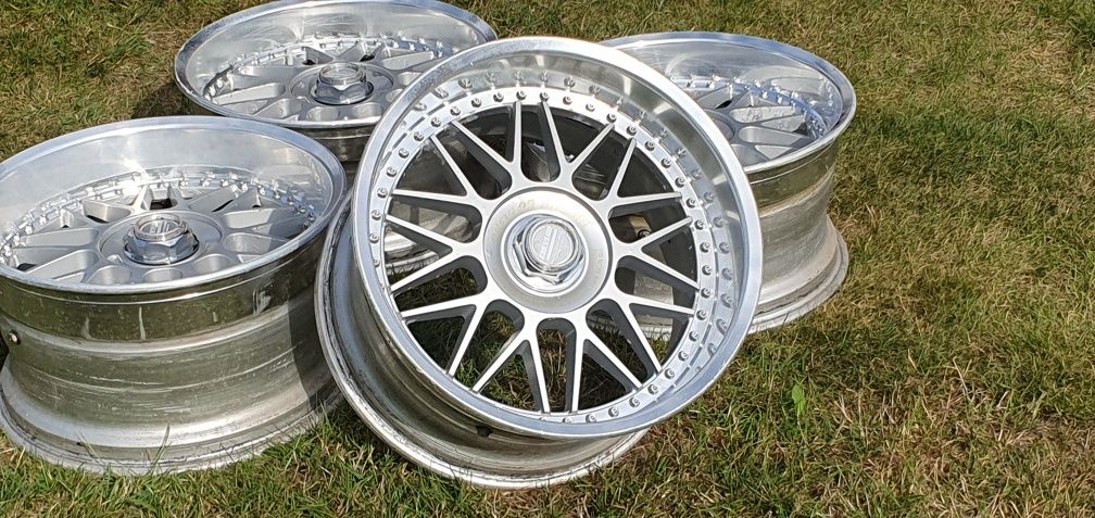 WRD Mesh 9 & 9,5 x 17" 5x112 Cult Rieger 3tlg VW Audi 5x114