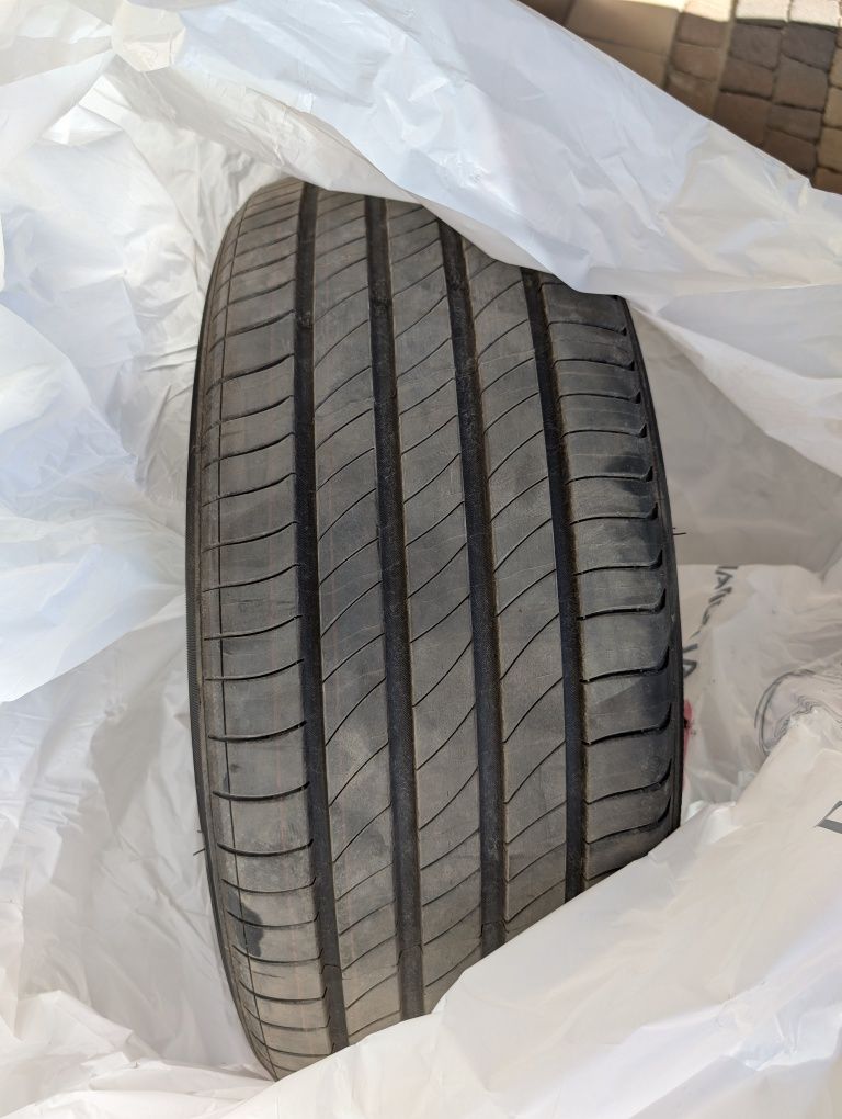 Komplet opon letnich Michelin Primacy 4