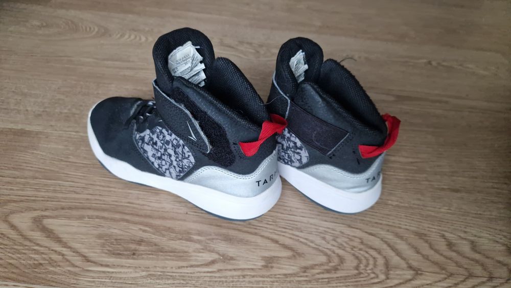Dziecięce buty sportowe do koszykówki r. 34, Tarmak