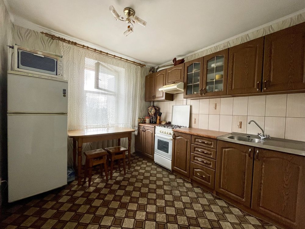 Продаж 3-к квартири по вул. Конякіна