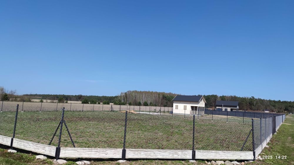 Sprzedam działka ogrodzona budowlana Jędrzejewo - teraz taniej