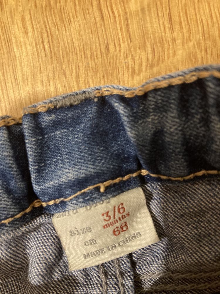 Zestaw jeansy HM i bluzeczka Primark roz.68