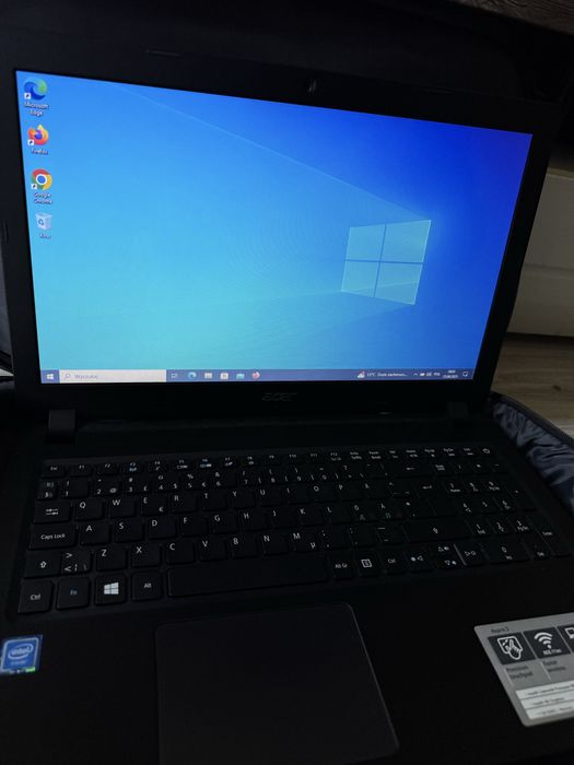 Laptop Acer Aspire 3 A315-31-C8LU