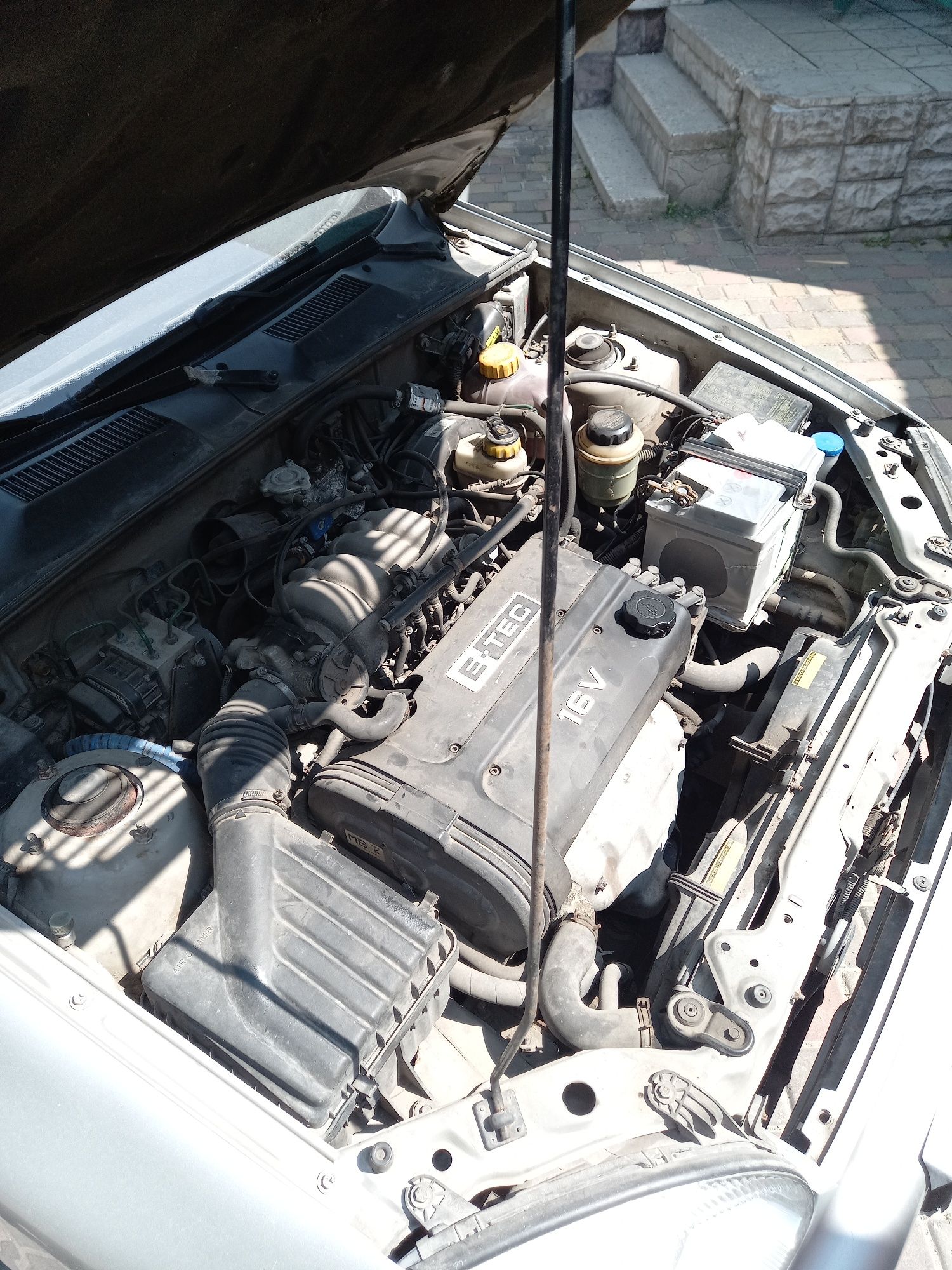 Продам Daewoo lanos 1.6