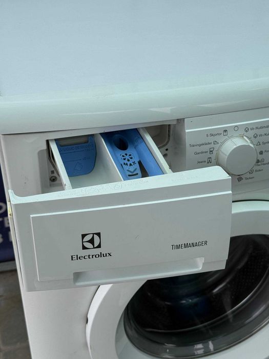 Пральна машина б/в Electrolux Розмір: 85/60/50 Білий 7 кг #07531