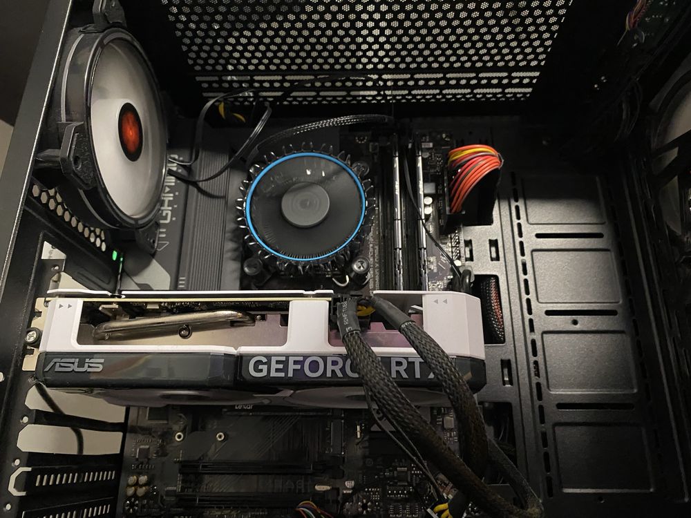 Komputer stacjonarny gamingowy i5 rtx4060 ti super stan