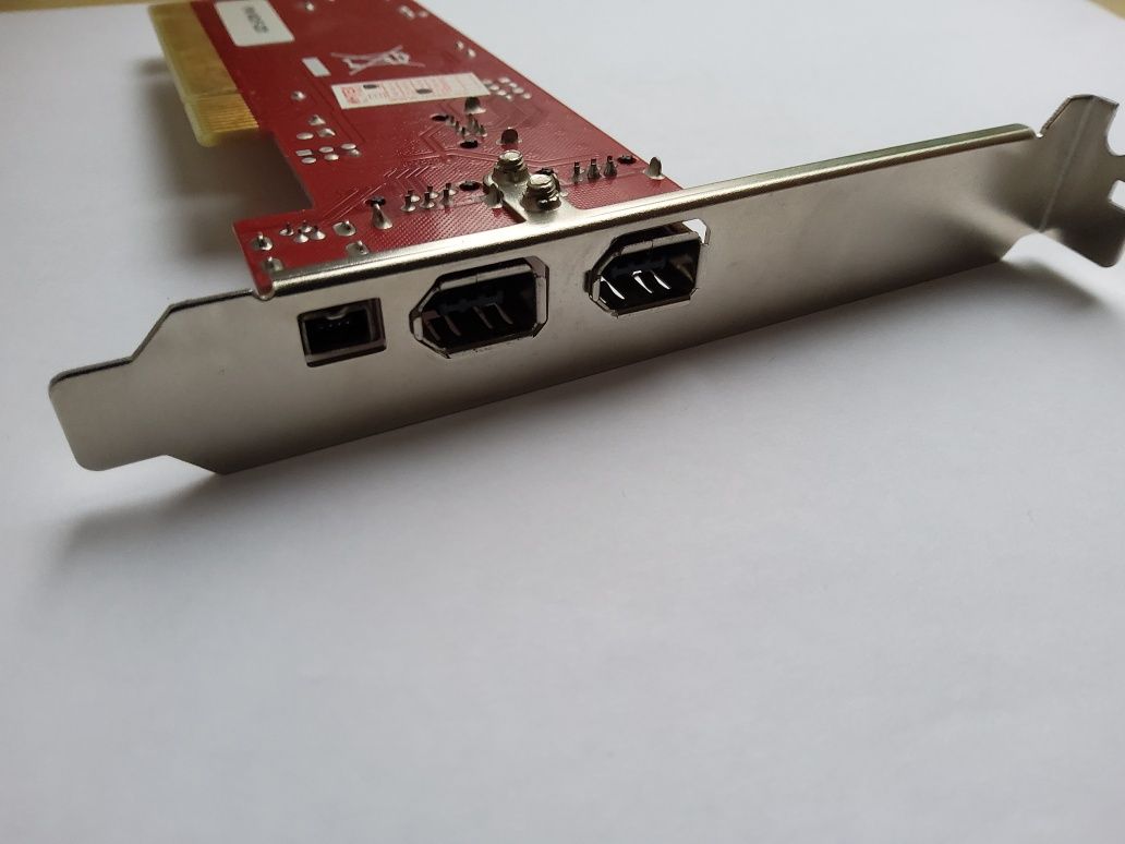 Контроллер FirеWirе PCI IEЕЕ 1394 
IEЕЕ 1394 (FirеWirе