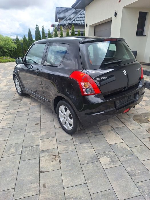 Super stan  Swift   import Niemcy  bezwypadkowy Klima