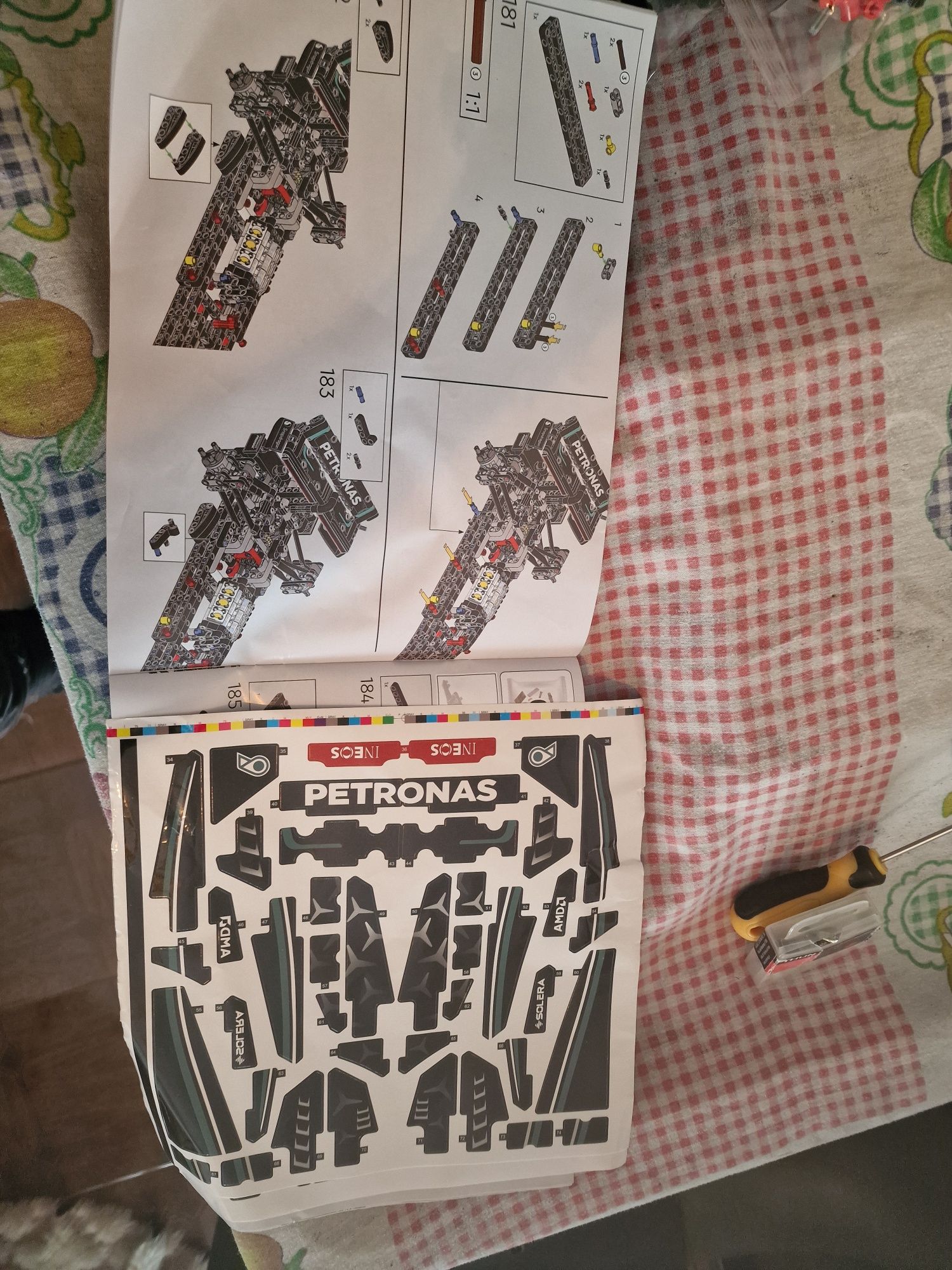 Carro formula 1 Lego por montar