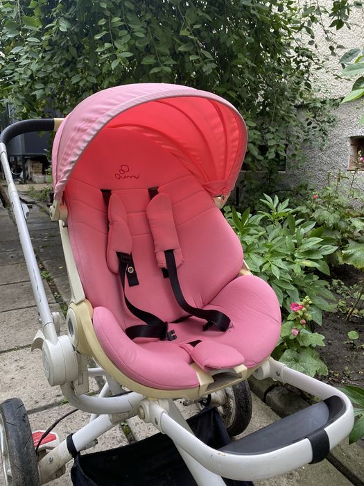 Дитяча коляска 2 в 1 Quinny Moodd Pink Passion в хорошому стані