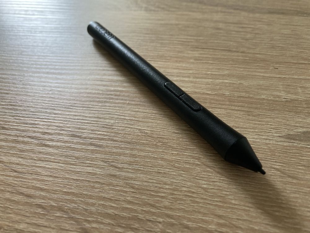 Графічний планшет Wacom One by Medium CTL-672