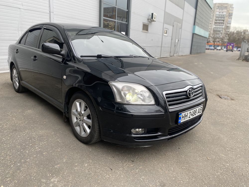 Продам Toyota avensis