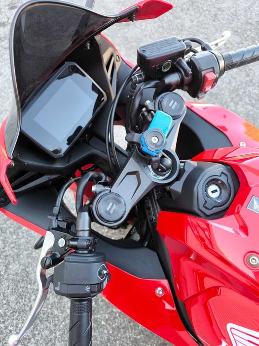 Honda CBR650R 70 kw - Aceito trocas