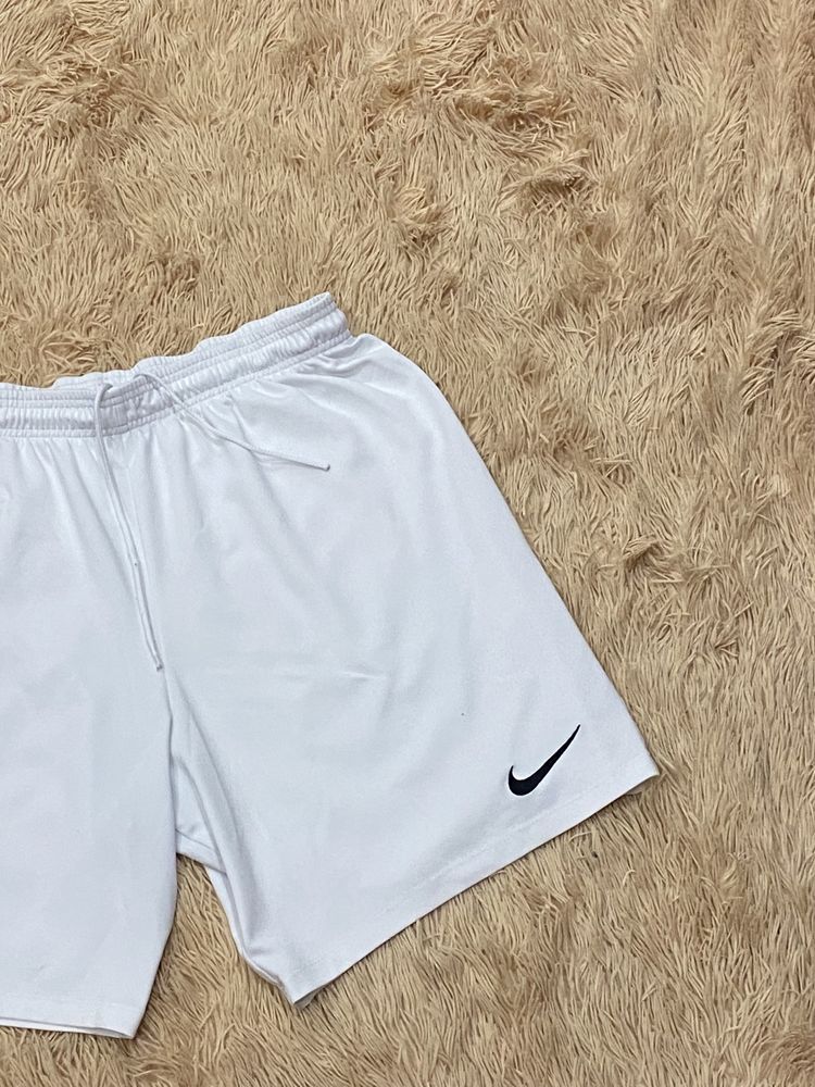 Белые шорты nike dri-fit найк драй-фит оригинал xxl 2xl