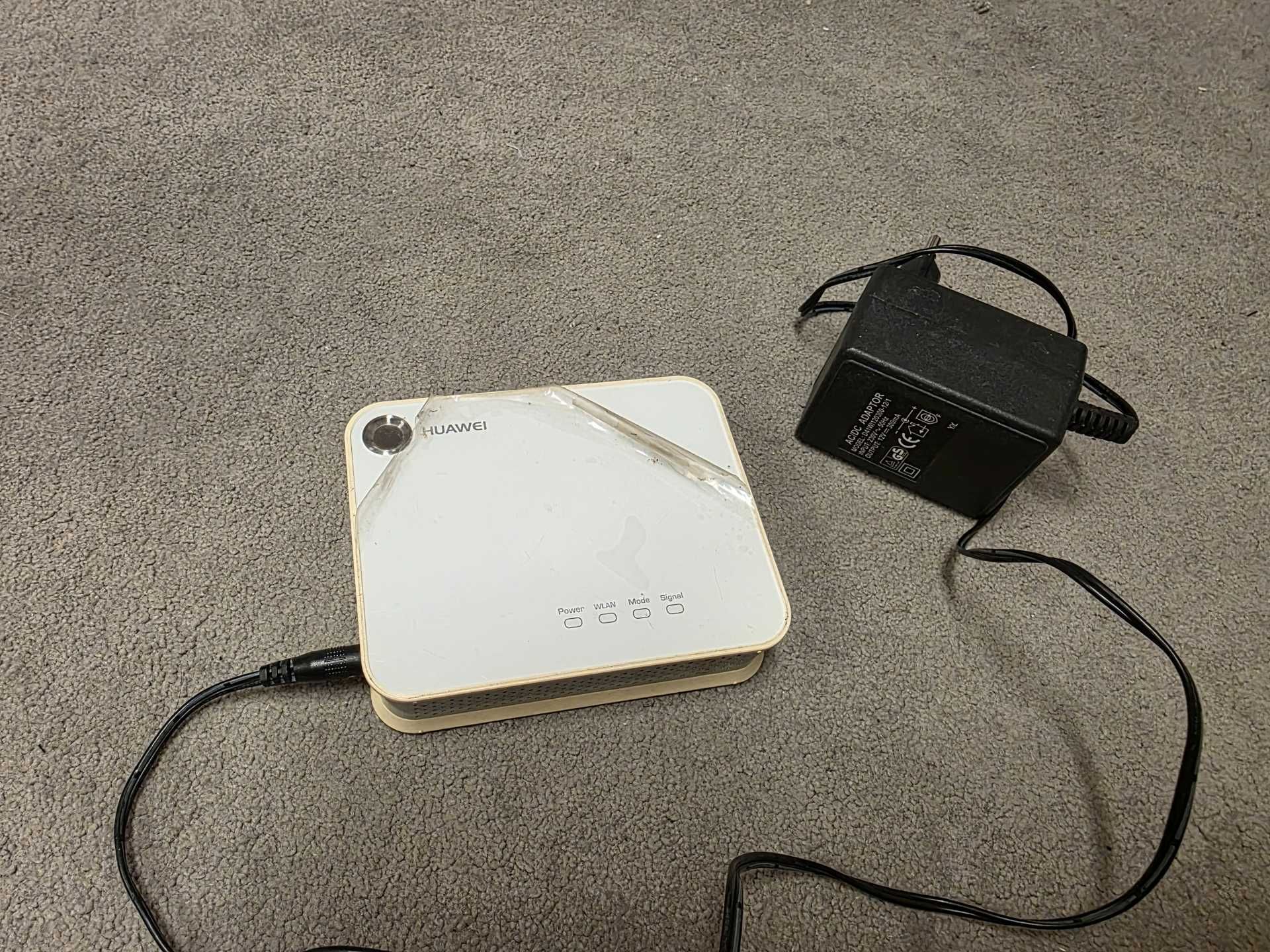 Router Huawei D100 + dodatki