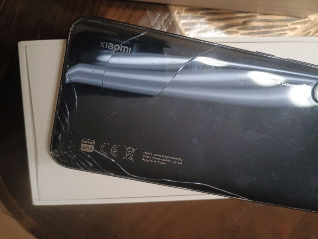 Xiaomi mi a 3. (Срочно)