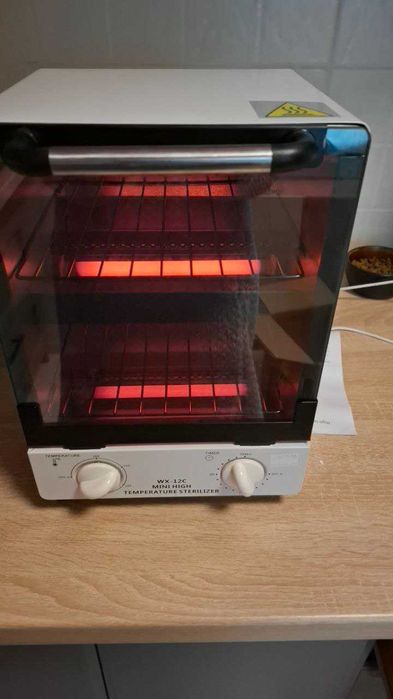 Сухожарова інфрачервона шафа WX-12C