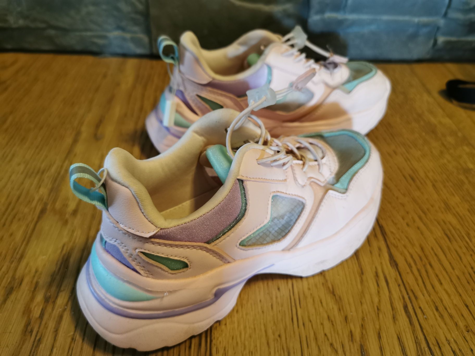 Buty dziecięce rozmiar 35