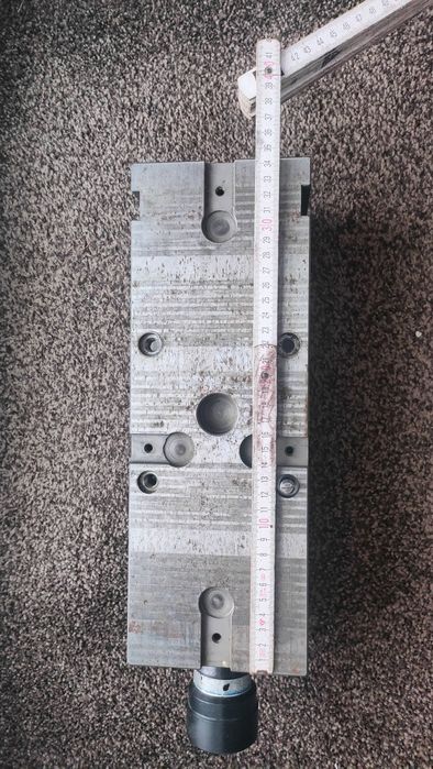 Imadło maszynowe RÖHM +szczęki zaciskowe