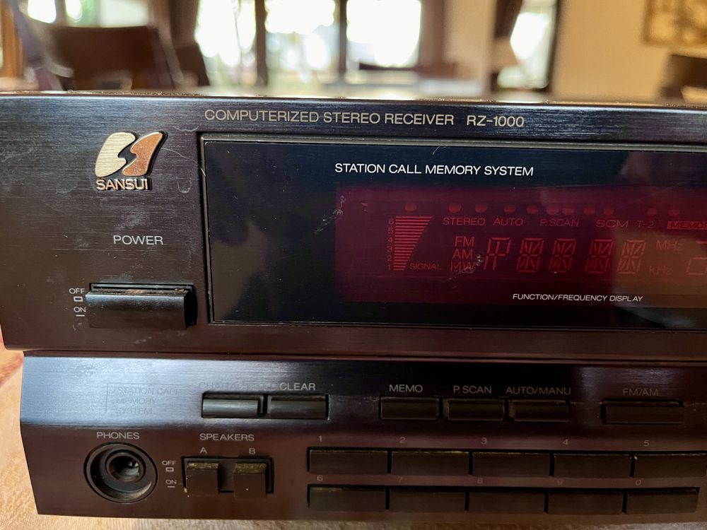 SprEdam amplituner Sansui RZ-1000