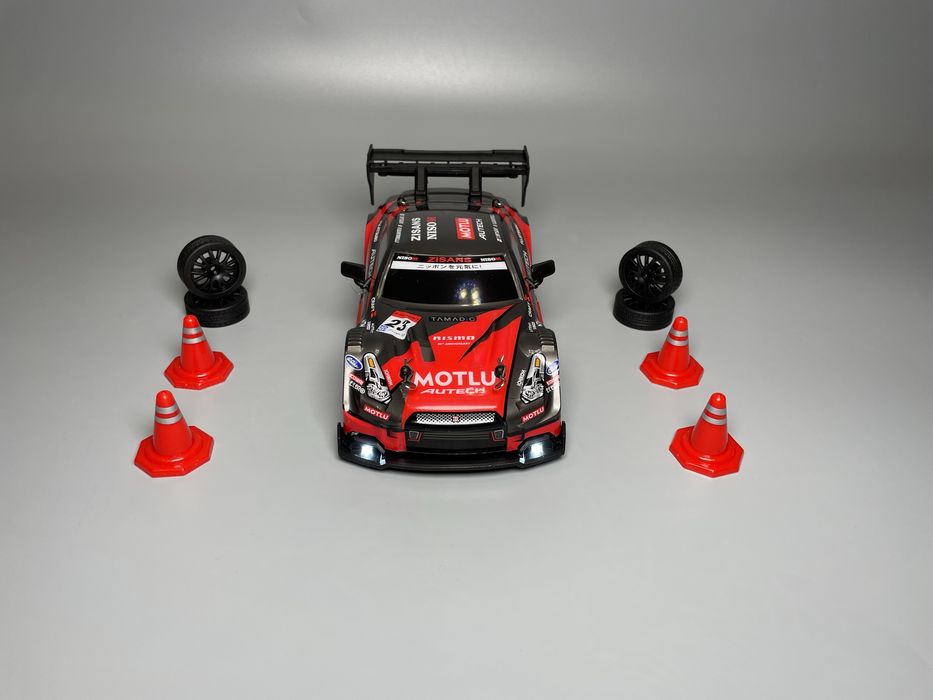 Радиоуправляемая дрифт машинка на радиоуправлении на радіокеруванні