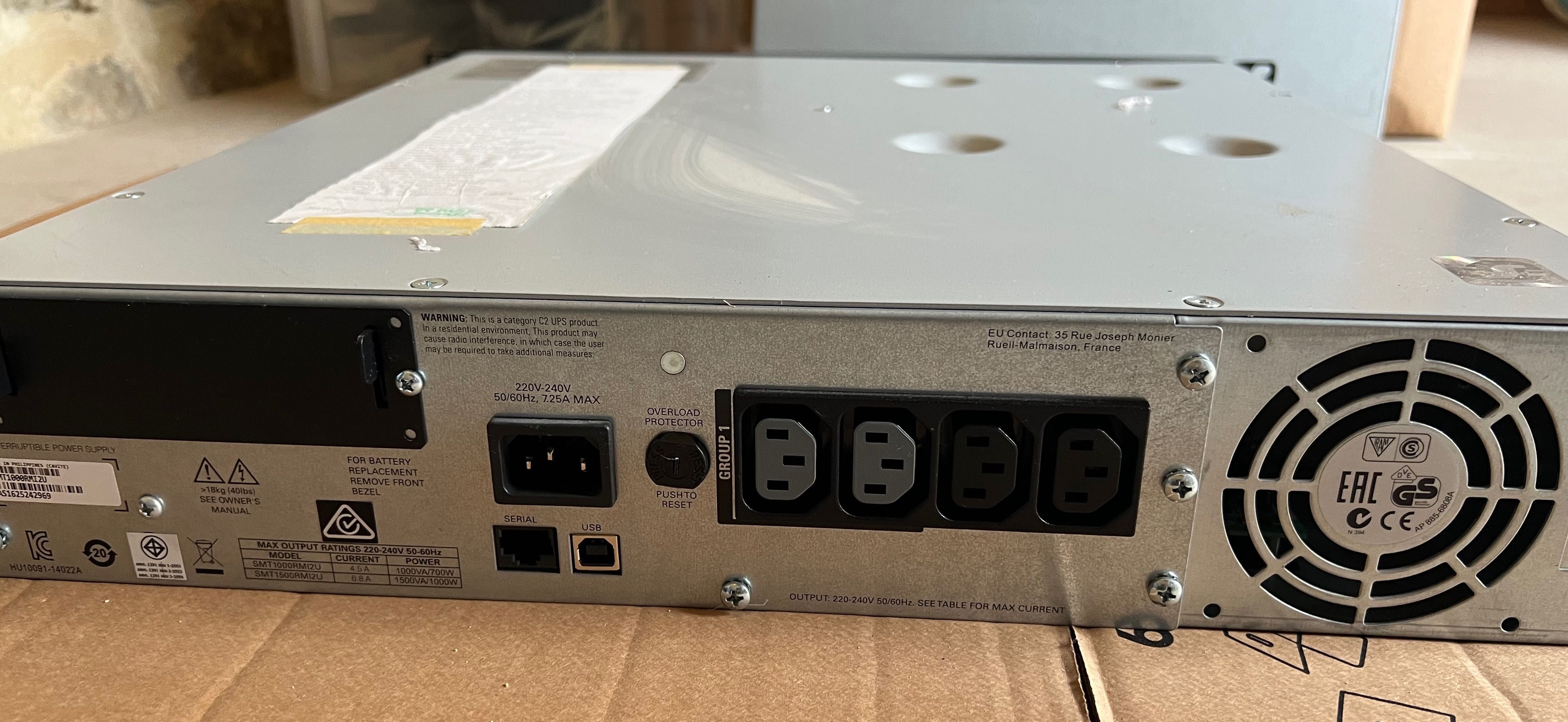 ups APC SMT1000RMI2U