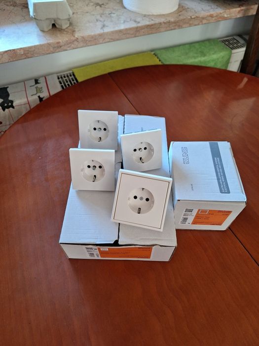Gniazdka elektryczne