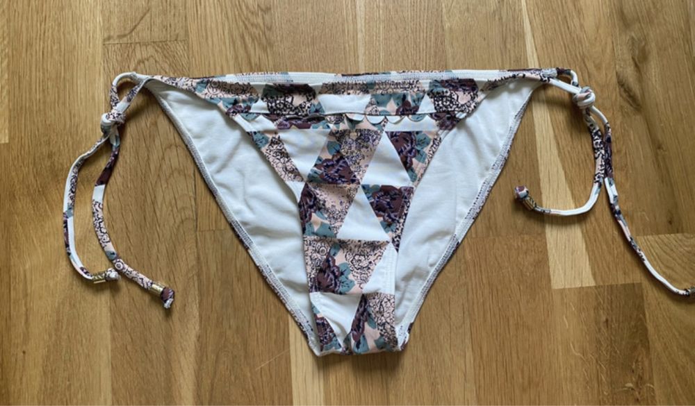 Figi dół od kostiumu ze wzorem XS H&M