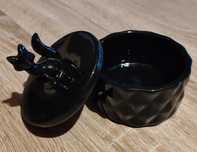 Elegancki ceramiczny pojemnik z liskiem / cukiernica / "porcelanka"