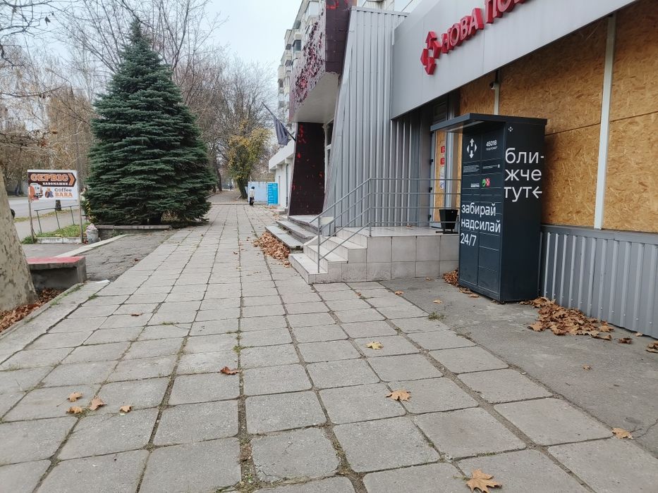 Помещение(СВЕТ ЕСТЬ ВСЕГДА) 100 кв. м. Шевч. мкр. р-н, ул. Красная, 3.